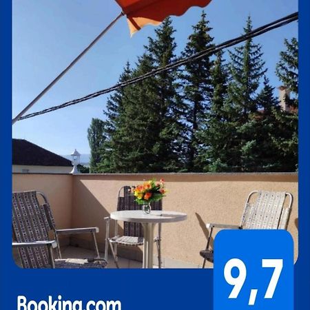 Apartman Bor Livno Buitenkant foto