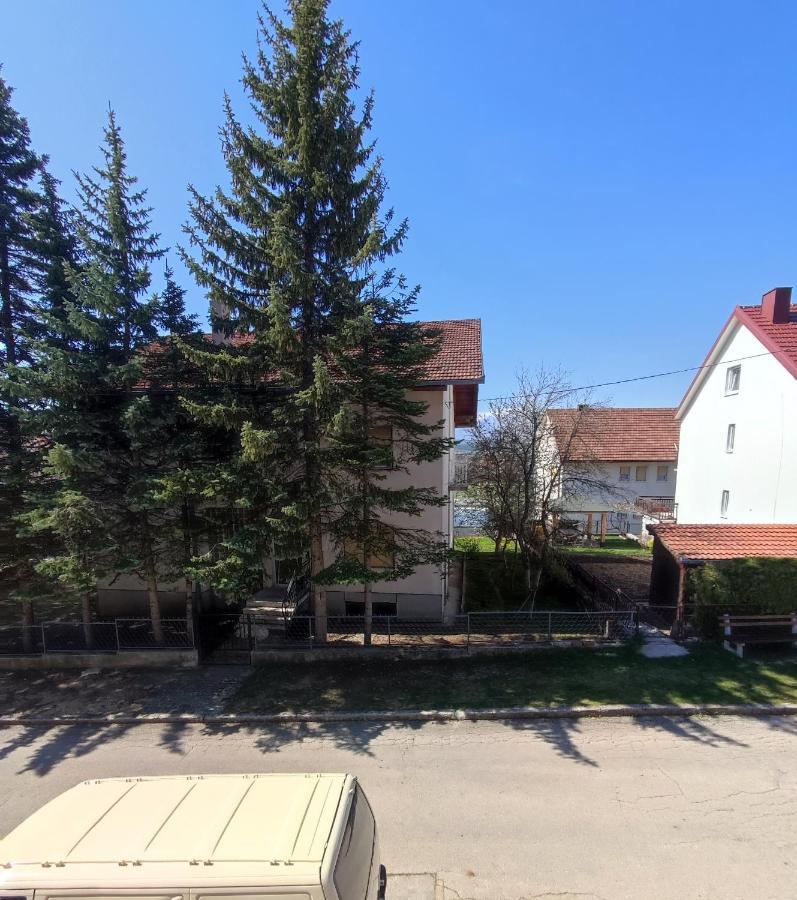 Apartman Bor Livno Buitenkant foto
