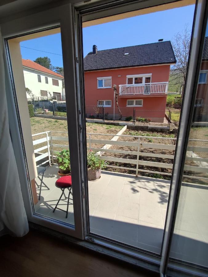Apartman Bor Livno Buitenkant foto