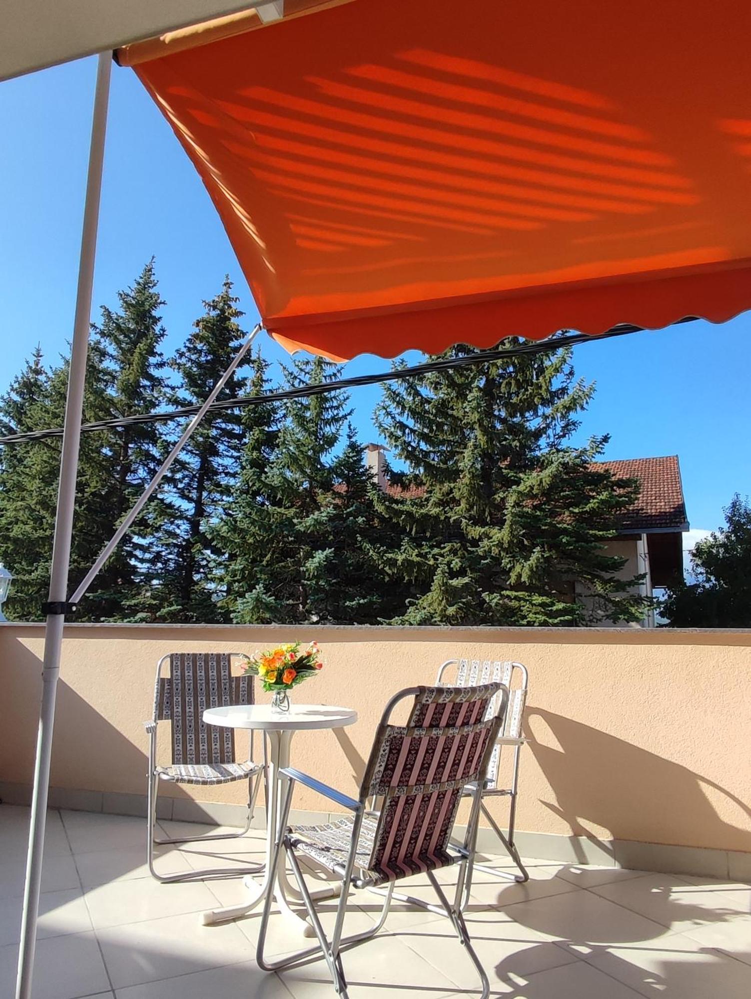 Apartman Bor Livno Buitenkant foto